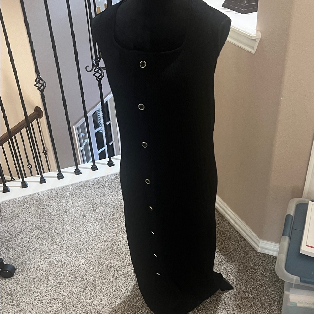 Chic Black Button-Down Maxi Dress